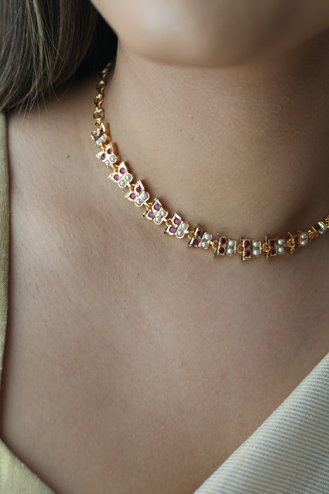 Heritage gold plated ruby pear short necklace H7383