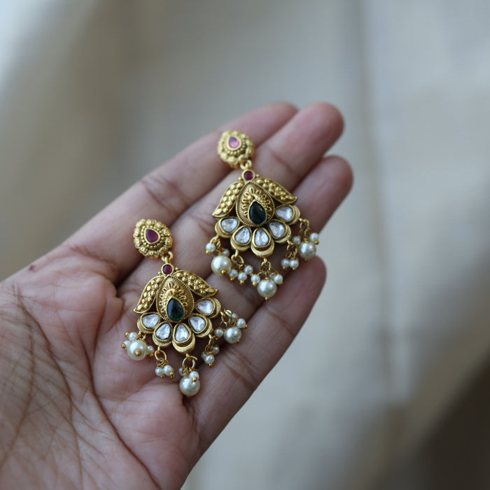Antique pearl short necklace with earrings S1B119023