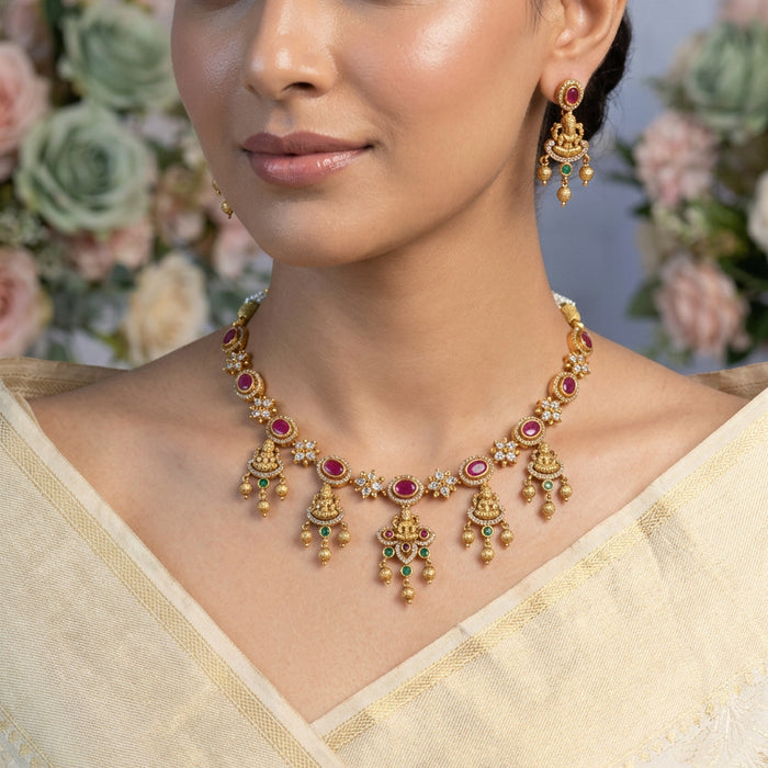 Antique short necklace with earrings S1B1123