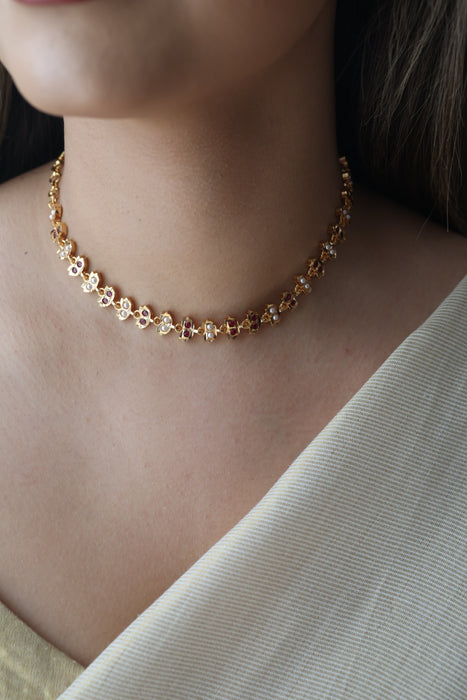 Heritage ruby stone white pearl short choker necklace H33927