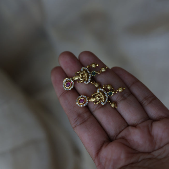 Antique short necklace with earrings S1B1123