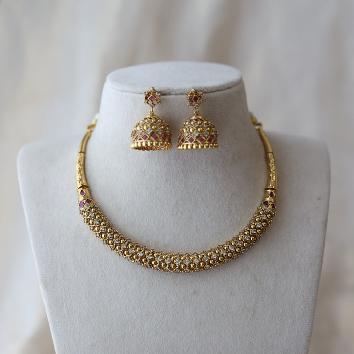 Antique gold short necklace with earrings S1B110033