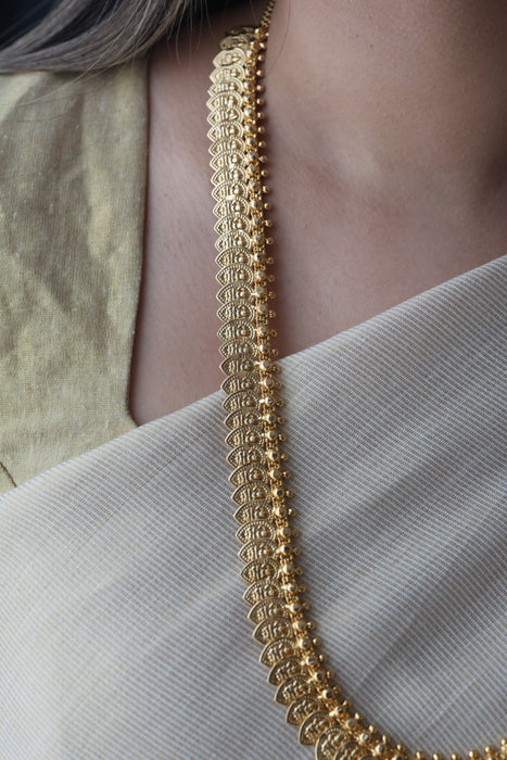 Heritage gold plated mango design long necklace HL6212