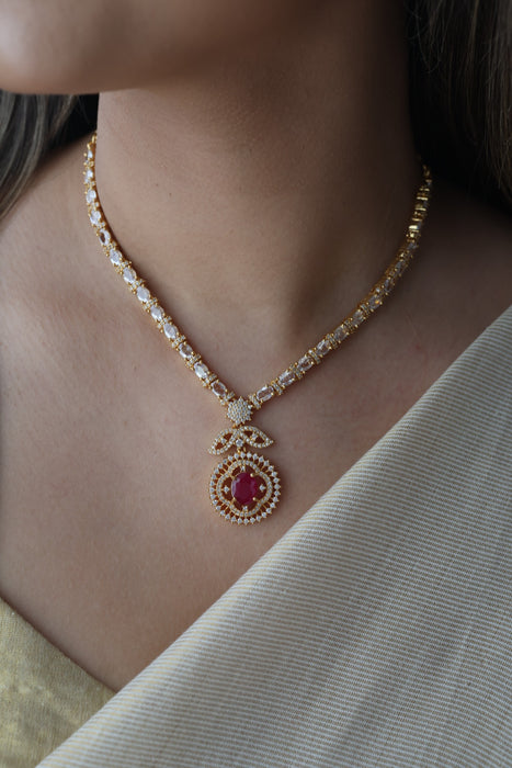 Heritage ruby white stone short necklace with earrings H743