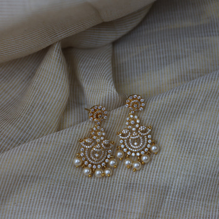 Heritage gold plated white stone short necklace with earrimgs H88001