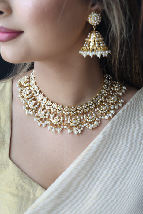 Heritage gold plated pearl short necklace with earrings H1739