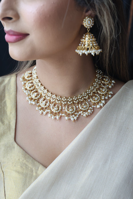 Heritage gold plated pearl short necklace with earrings H1739