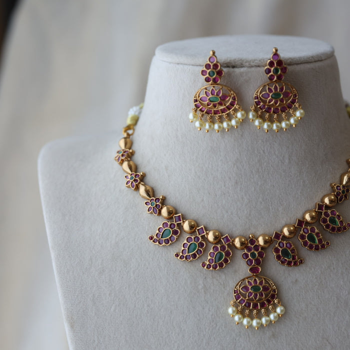 Antique ruby stone short necklace with earrings RUB263