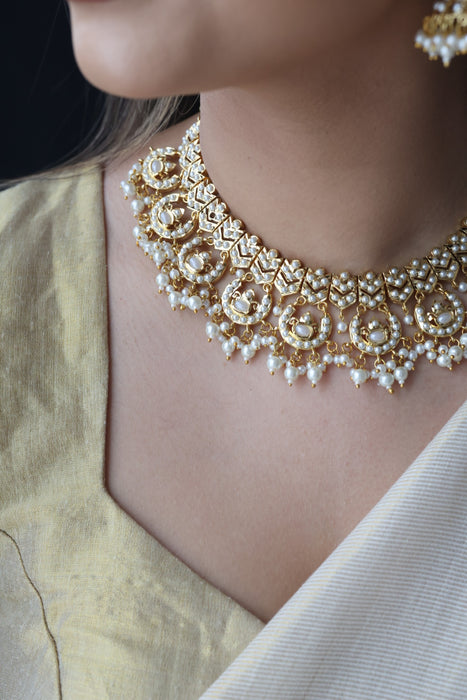 Heritage gold plated pearl short necklace with earrings H1739