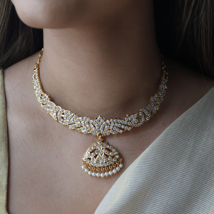 Heritage gold plated white stoneshort  necklace H86123