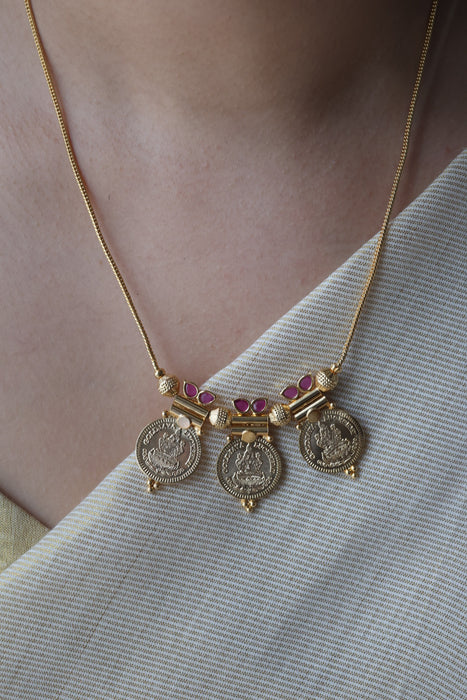 Heritage gold plated simple coin short necklace HS662