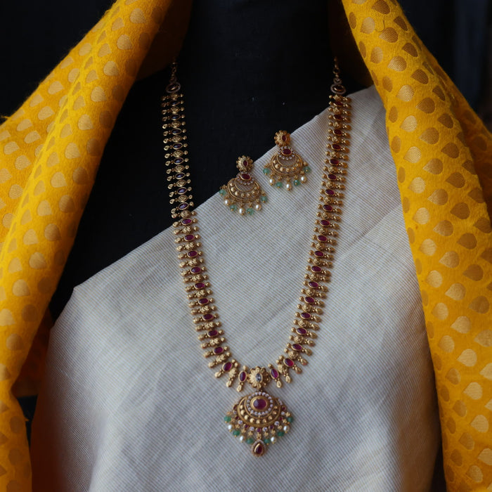 Antique green bead long necklace with earrings  LL03894