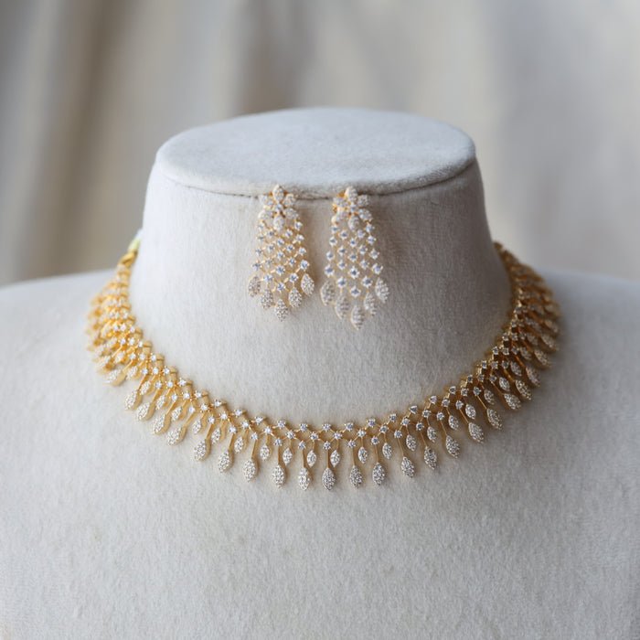 Heritage gold plated white stone short necklace with earrings H992