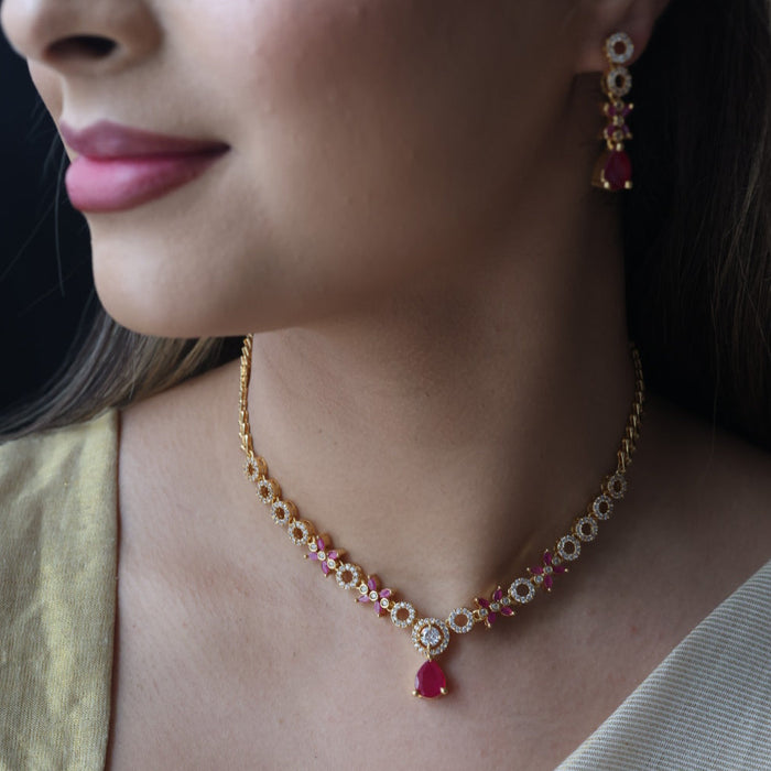Heritage gold plated ruby & white stone short necklace with earrings H8137