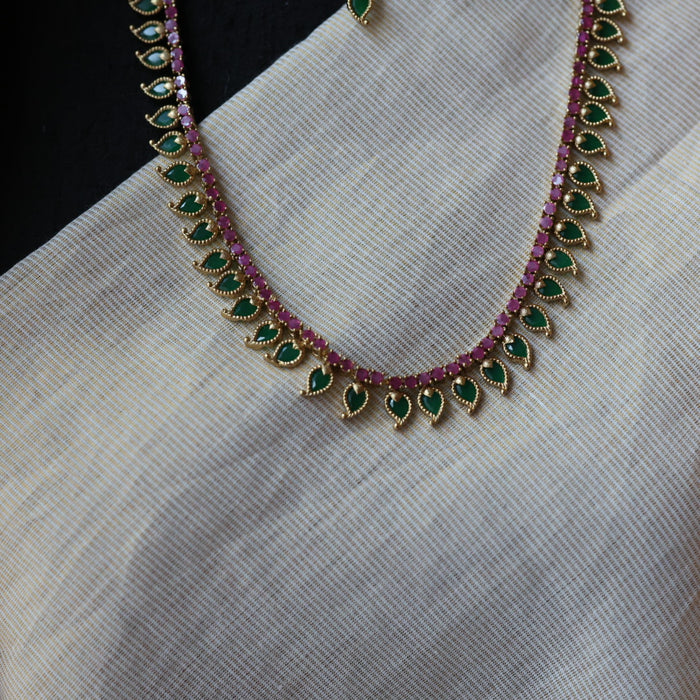 Antique green stone mango long necklace and earrings LL03772