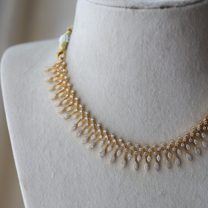 Heritage gold plated white stone short necklace with earrings H992