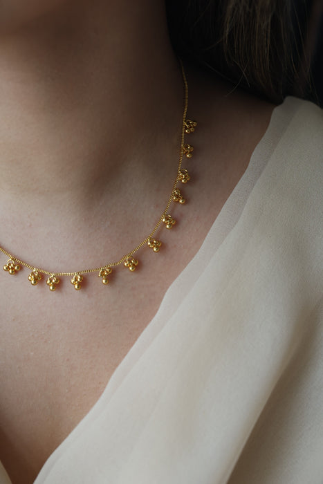Heritage gold plated simple short necklace HS9156
