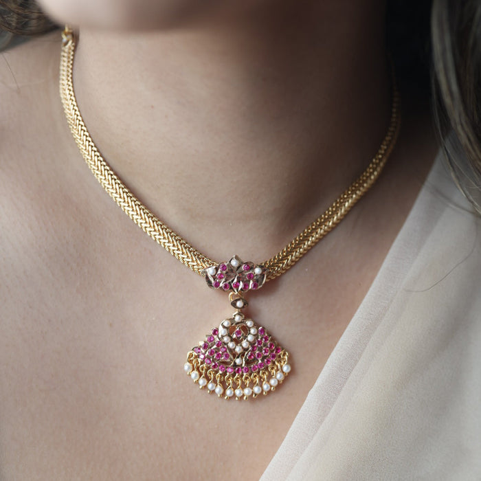 Heritage gold plated short necklace H043