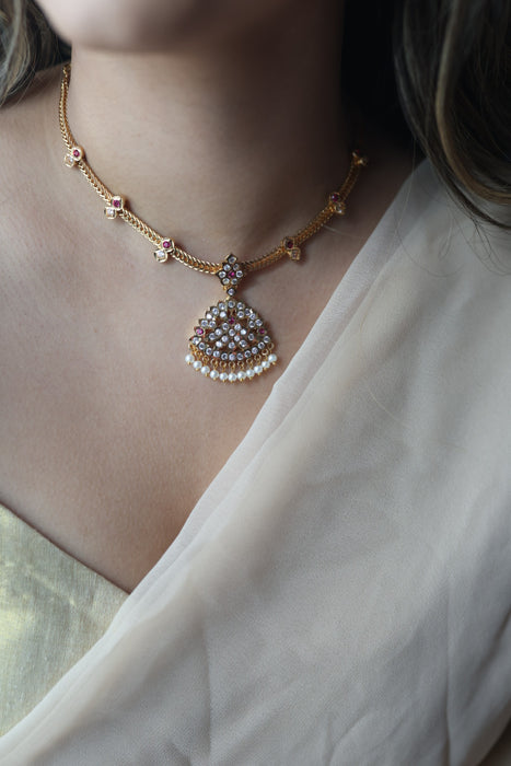 Heritage gold plated short necklace H754