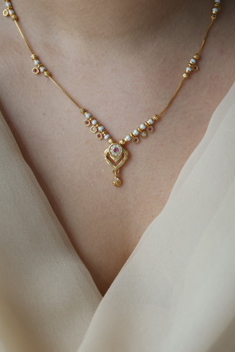 Heritage gold plated simple short necklace HS1892