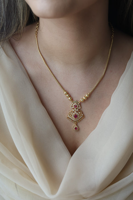 Heritage gold plated short necklace H2431