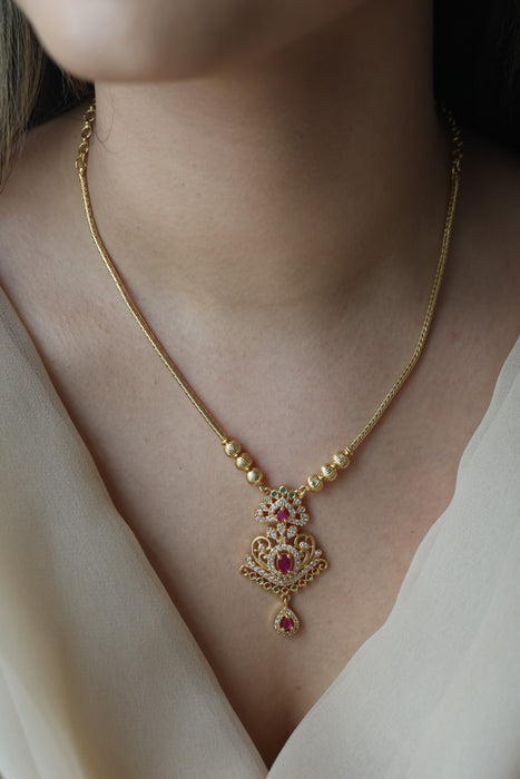 Heritage gold plated short necklace H2431
