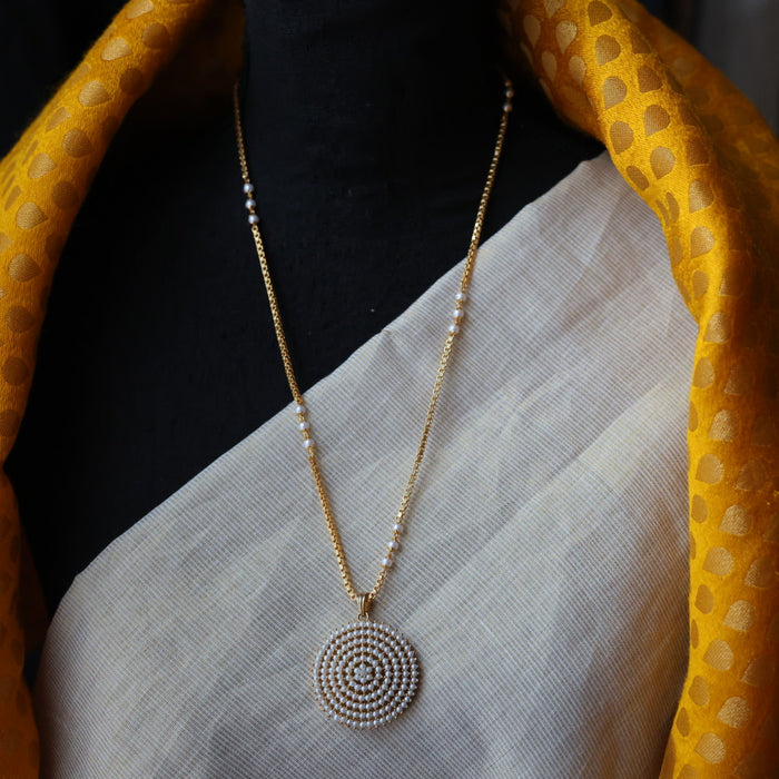 Heritage gold plated pendant long necklace HP4434