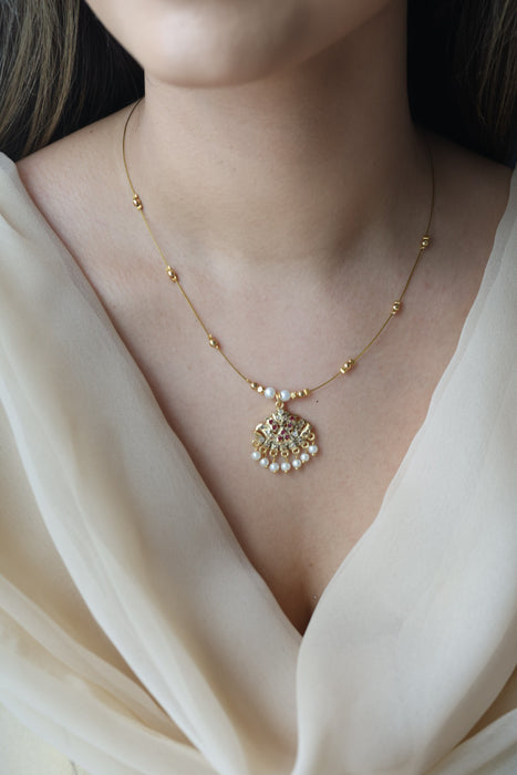 Heritage ruby white stone invisible short necklace IN111