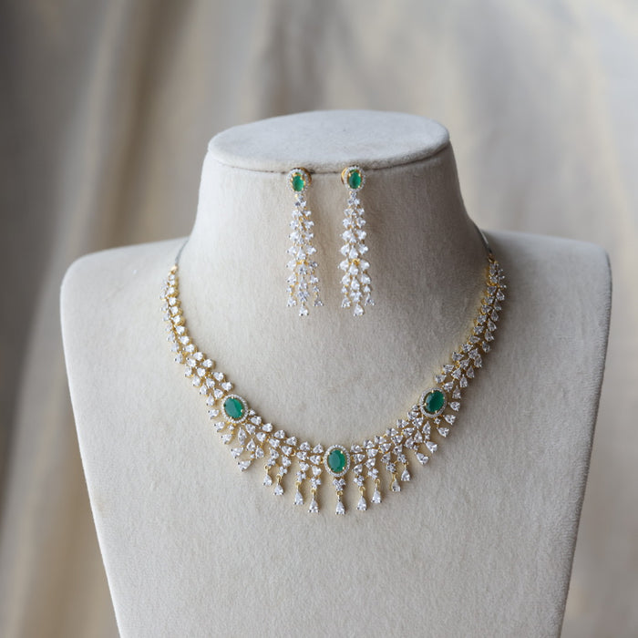 Heritage gold plated green white stone short necklace with earrings H80303