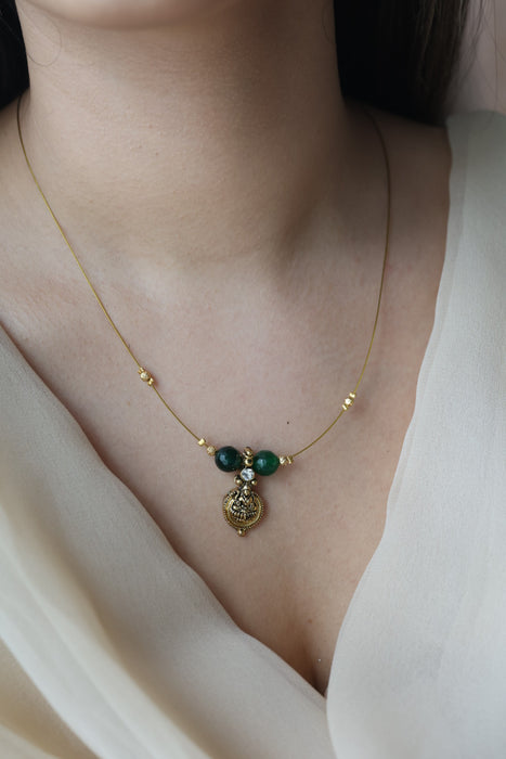 Antique green bead coin design invisible short necklace IN467