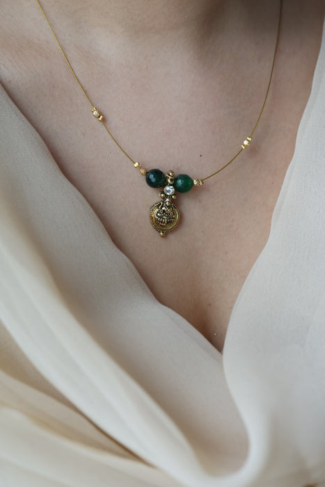 Antique green bead coin design invisible short necklace IN467