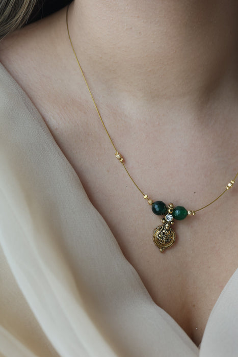Antique green bead coin design invisible short necklace IN467