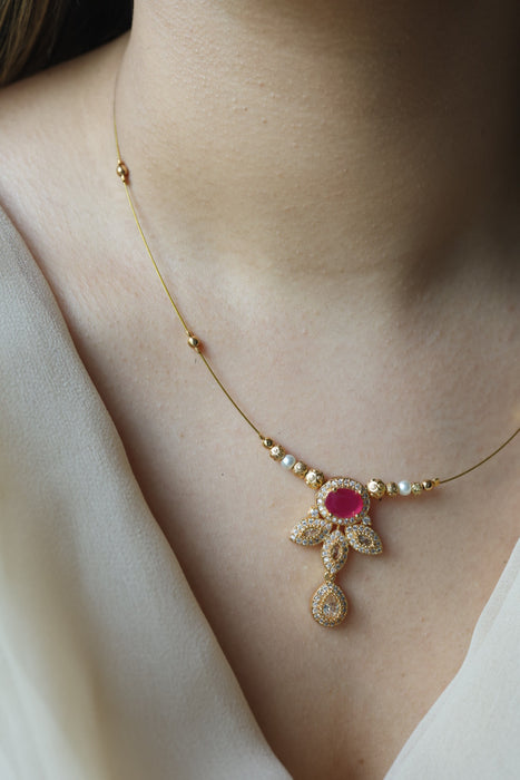 Heritage ruby white stone invisible short necklace IN6771