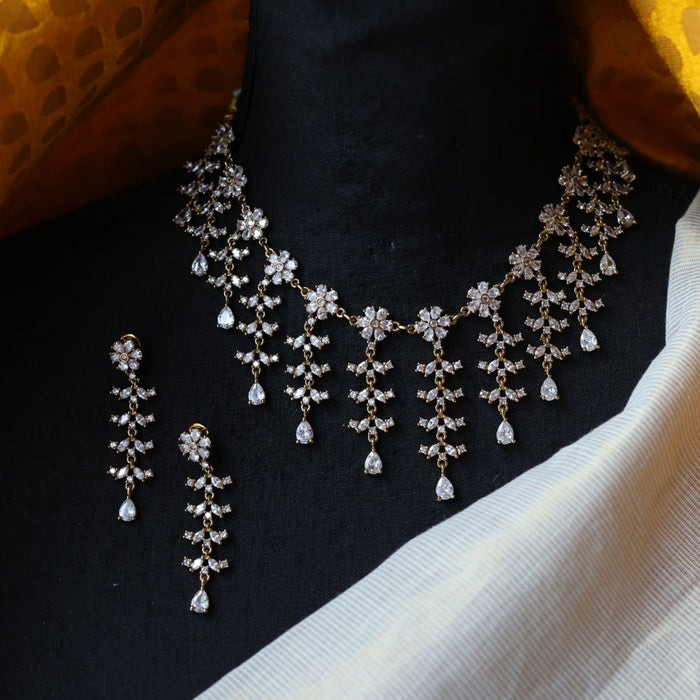 Victorian white stone choker necklace with earrings V6223