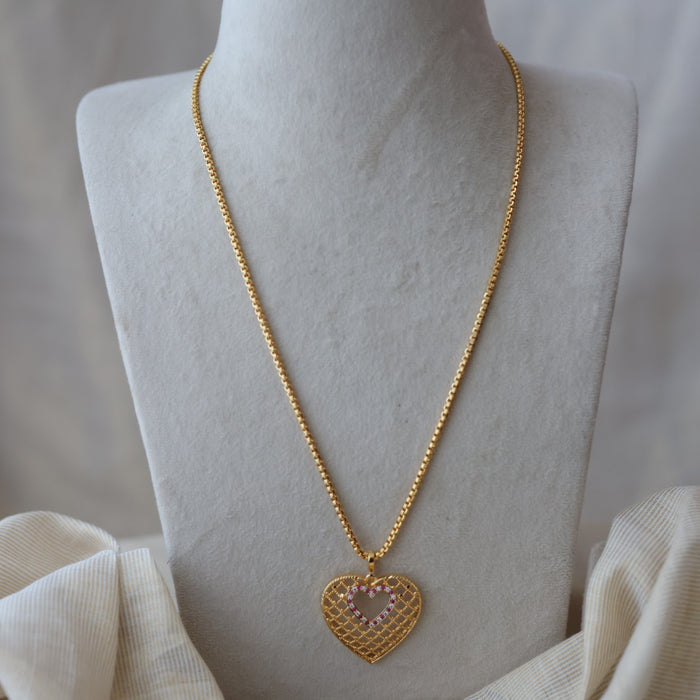 Heritage gold plated pendant long chain necklace HC1356