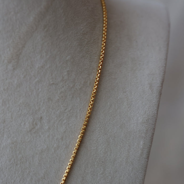 Heritage gold plated pendant long chain necklace HC1356