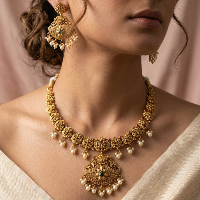 Antique gold short necklace with earrings AG223