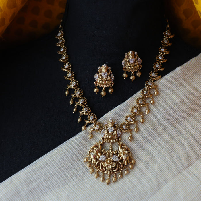 Antique temple design short necklace and earrings S1B1387