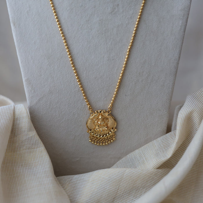 Heritage gold plated lakshmi pendant long chain HC7251
