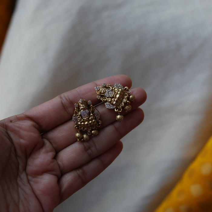 Antique temple design short necklace and earrings S1B1387