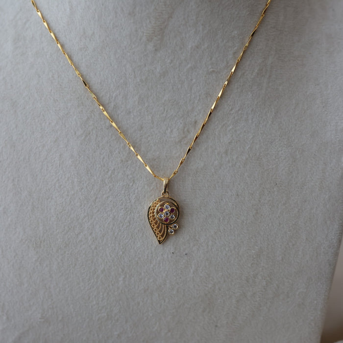 Heritage gold plated simple pendant short chain HC766