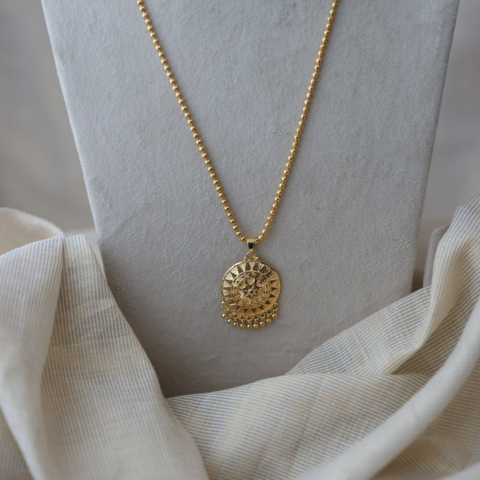 Heritage gold plated pendant long chain necklace HC7890