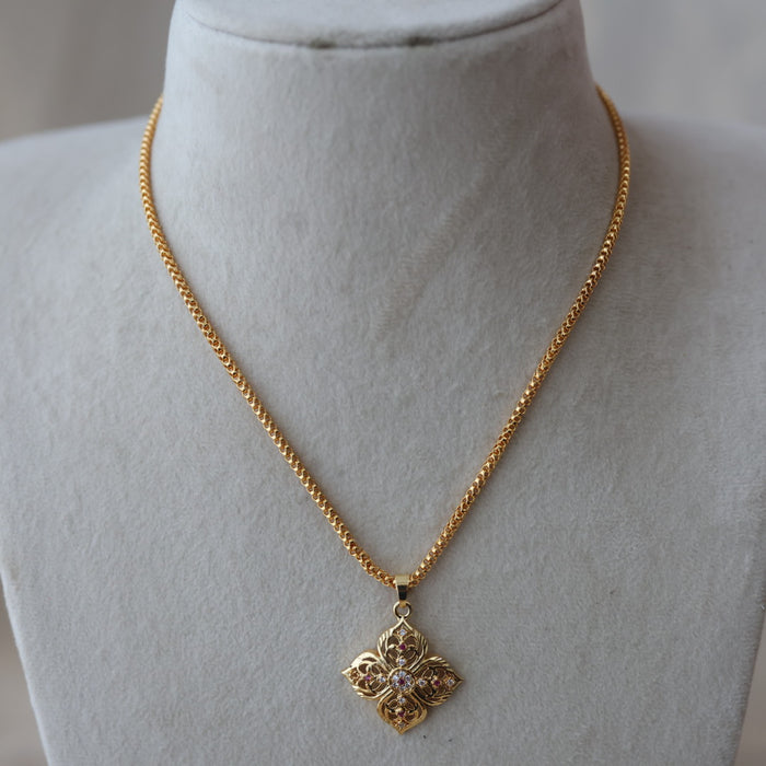 Heritage gold plated simple pendant short chain HC867