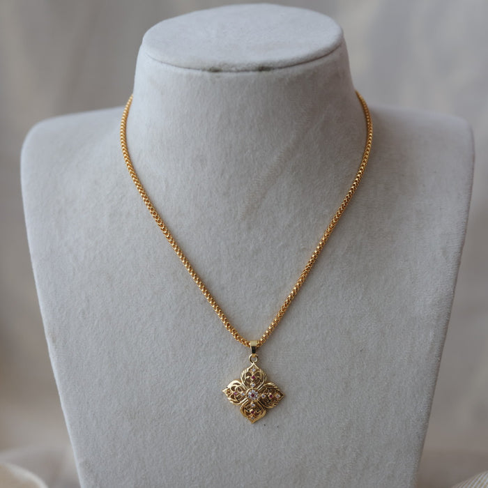 Heritage gold plated simple pendant short chain HC867