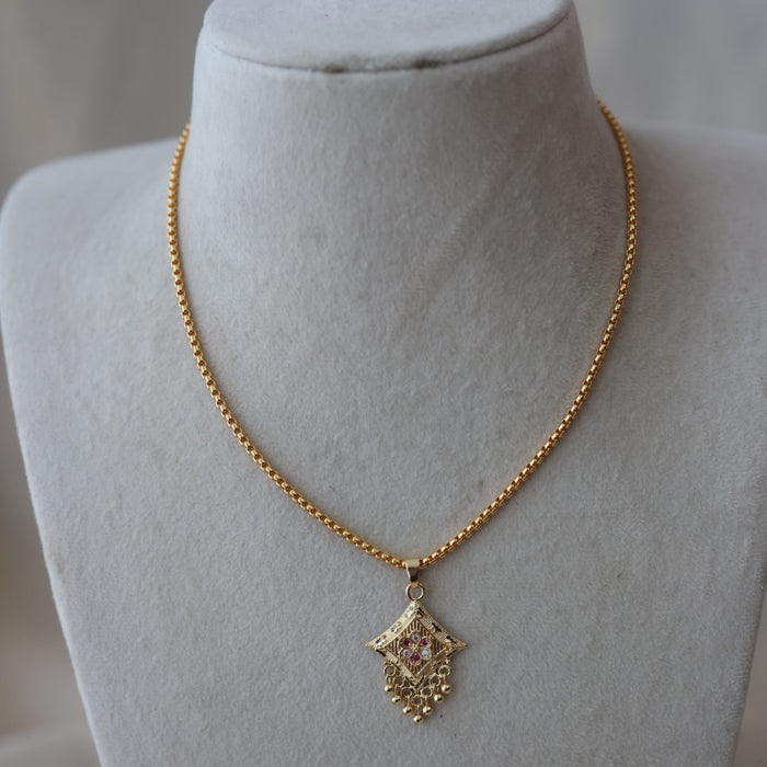 Heritage gold plated simple pendant short chain HC1273