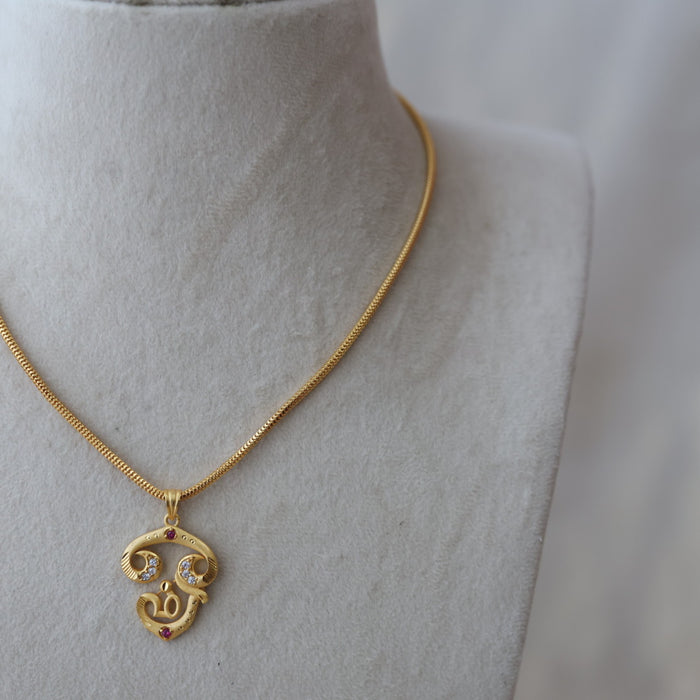 Heritage gold plated OM pendant short chain HC6744