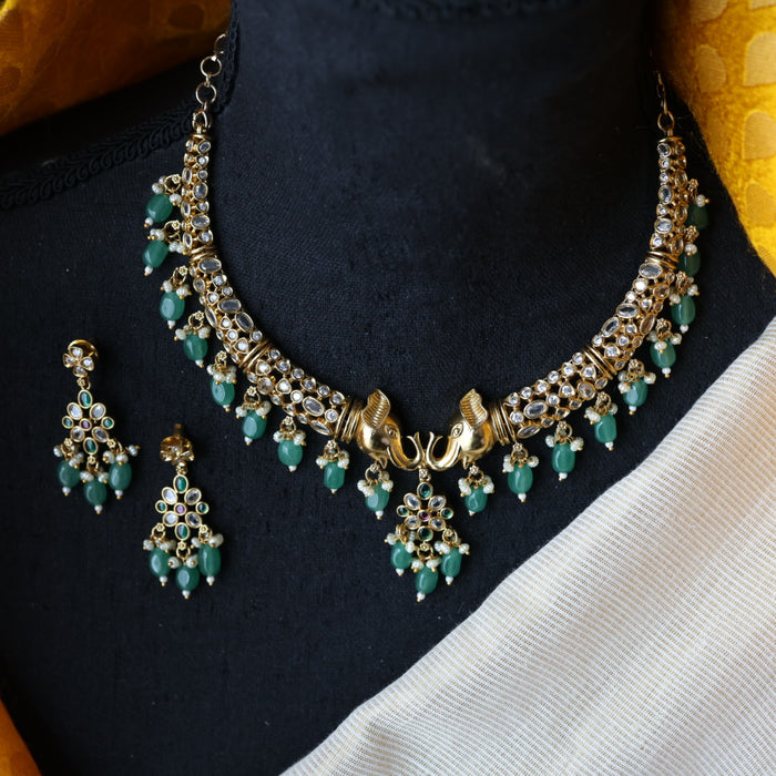 Antique green bead short necklace and earrings AG019