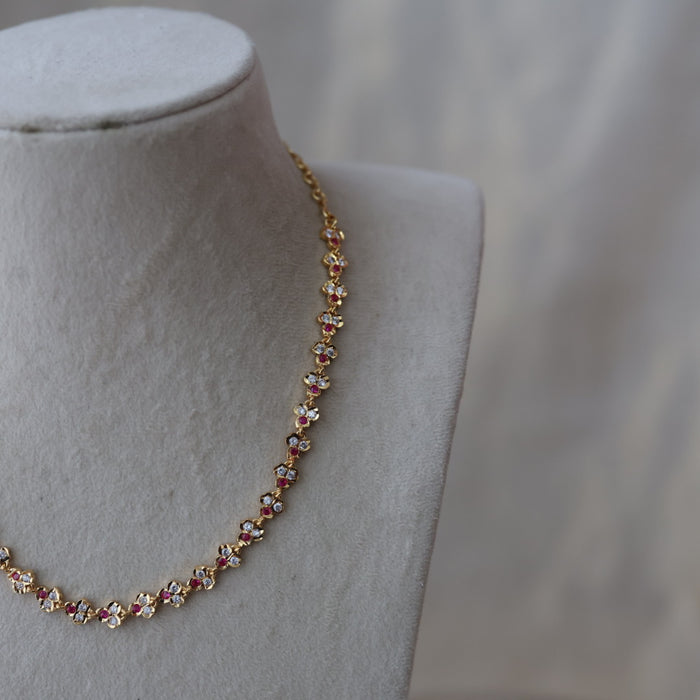 Heritage gold plated ruby white stone short necklace H9778