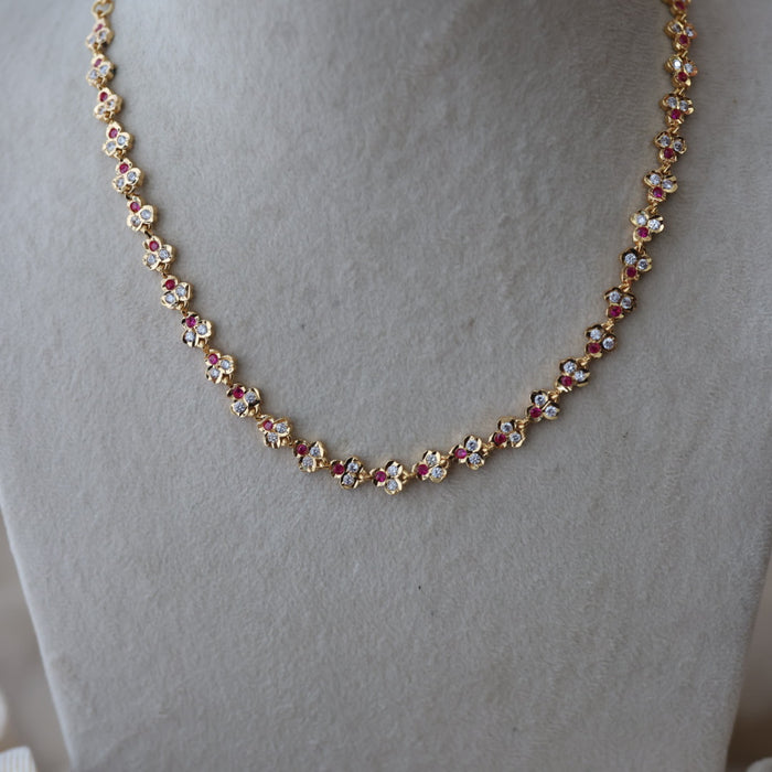 Heritage gold plated ruby white stone short necklace H9778