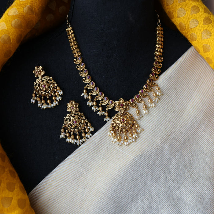 Antique short necklace with earrings  TTS4135